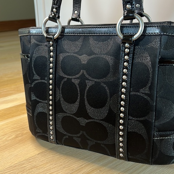 COACH Purse Black Medium F12853 Bag. - Picture 7 of 7